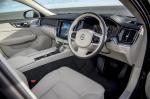 Volvo V60 D4 Cross Country 2019 года (UK)
